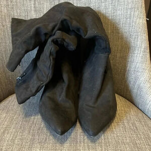 Pointy Toed Scrunch Boots